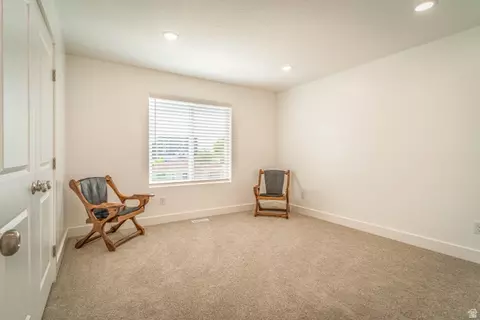 Bedroom - 170 W Dawson S, Layton, UT 84041 photo 2 of 3