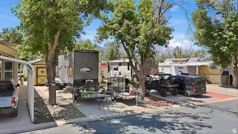 416 Kari, Parowan, UT 84761 photo 3