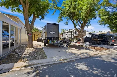 416 Kari, Parowan, UT 84761 photo 2