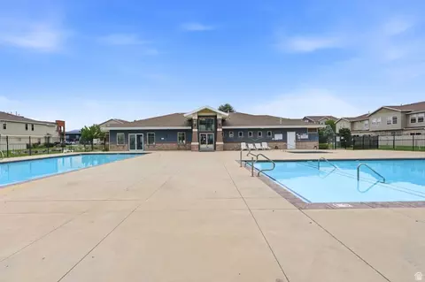 Exterior - 116 E Resaca Dr S # F6, Sandy, UT 84070 photo 9 of 9