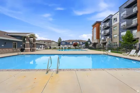 Exterior - 116 E Resaca Dr S # F6, Sandy, UT 84070 photo 8 of 9
