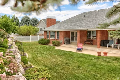 Exterior - 5708 S 950 E, South Ogden, UT 84405 photo 8 of 13