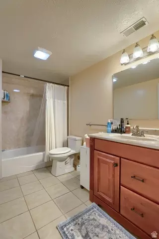 Bath - 5708 S 950 E, South Ogden, UT 84405 photo 6 of 6