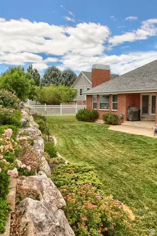 Exterior - 5708 S 950 E, South Ogden, UT 84405 photo 7 of 13