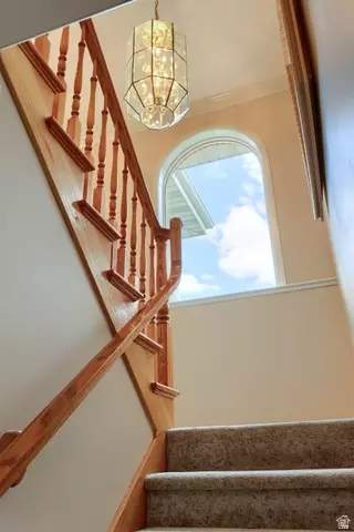 Entry Way - 5708 S 950 E, South Ogden, UT 84405 photo 4 of 5