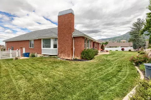 Exterior - 5708 S 950 E, South Ogden, UT 84405 photo 11 of 13