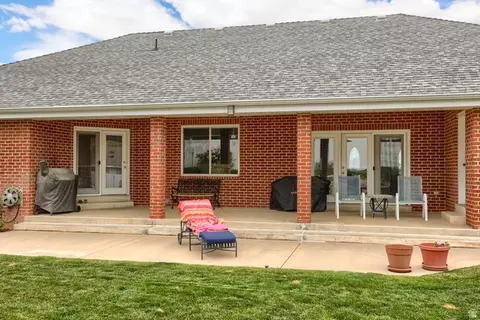 Exterior - 5708 S 950 E, South Ogden, UT 84405 photo 10 of 13