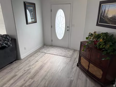 Entry Way - 485 S 400 E, Mount Pleasant, UT 84647 photo 1 of 4