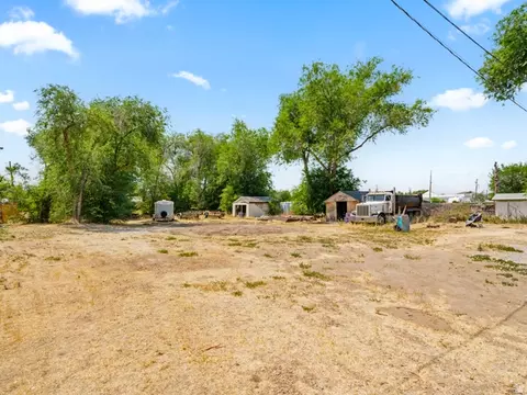 120 E Cox Ln, Midvale, UT 84047 photo 11