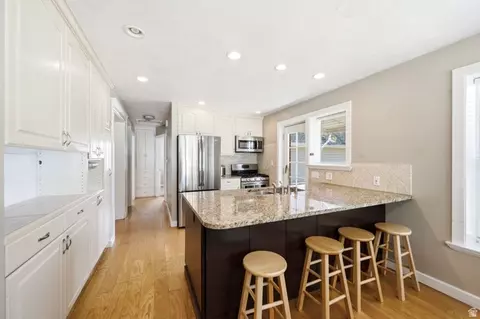 Kitchen - 310 E 600 S, Centerville, UT 84014 photo 2 of 4