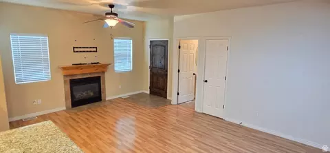 3857 E Cunninghill Dr, Eagle Mountain, UT 84005 photo 5