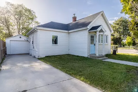 2003 Liberty Ave, Ogden, UT 84401 photo 2