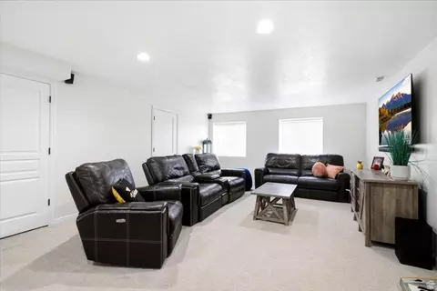 945 E James Cir S, Clearfield, UT 84015 photo 20