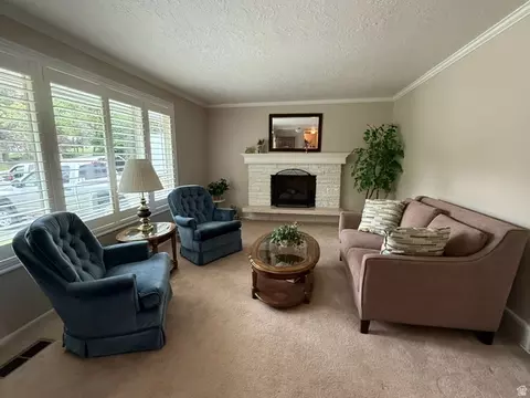 Living - 2148 S Carolyn Way, Bountiful, UT 84010 photo 4 of 4