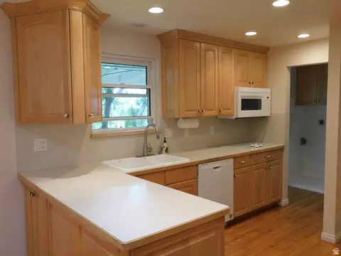 Kitchen - 2148 S Carolyn Way, Bountiful, UT 84010 photo 1 of 3