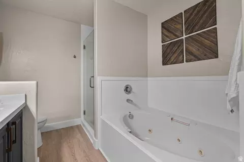Bath - 3781 E Pinehurst Dr, Eagle Mountain, UT 84005 photo 3 of 5