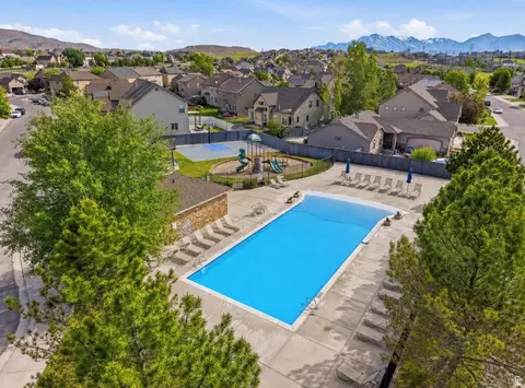 View/Area - 3781 E Pinehurst Dr, Eagle Mountain, UT 84005 photo 13 of 14