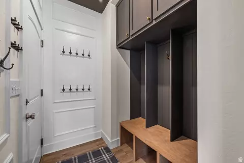 Entry Way - 3781 E Pinehurst Dr, Eagle Mountain, UT 84005 photo 3 of 4