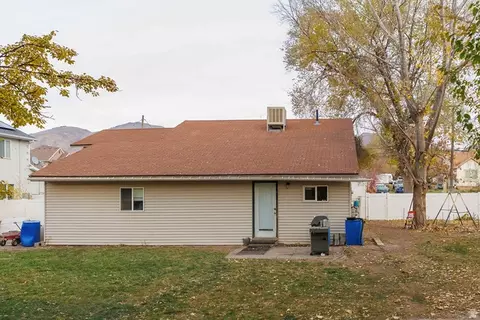 Exterior - 1757 N 1600 W, Mapleton, UT 84664 photo 6 of 11