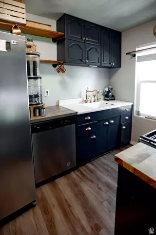 Kitchen - 1757 N 1600 W, Mapleton, UT 84664 photo 2 of 4