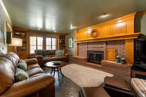 Living - 1840 S 45 W, Orem, UT 84058 photo 7 of 9
