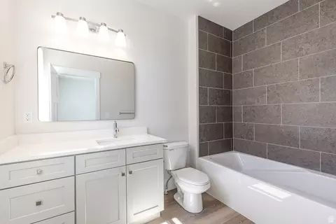 Bath - 1056 S 2740 E, Spanish Fork, UT 84660 photo 1 of 4
