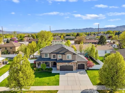 3257 W Stoker Cv S, South Jordan, UT 84095