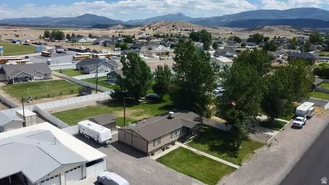 View/Area - 855 E 300 N, Beaver, UT 84713 photo 2 of 7