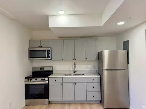 903 E Avila Dr S, Sandy, UT 84094 photo 14