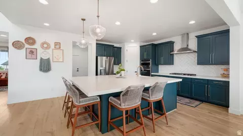 Kitchen - 852 E 1400 S, Salem, UT 84653 photo 3 of 3