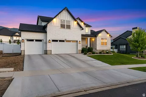 Exterior - 852 E 1400 S, Salem, UT 84653 photo 2 of 6