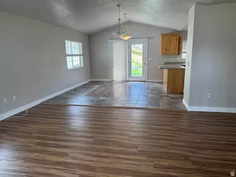 88 Canterbury Ln, Logan, UT 84321 photo 8