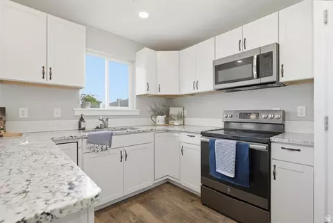 Kitchen - 230 S 125 E, Franklin, ID 83237 photo 1 of 2