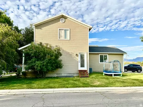7818 N Windhover Rd, Eagle Mountain, UT 84005 photo 6