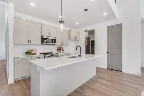 Kitchen - 1389 N 1440 E #1, Payson, UT 84651 photo 2 of 2