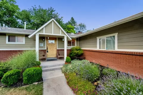 1871 E 4675 S, Holladay, UT 84117 photo 4