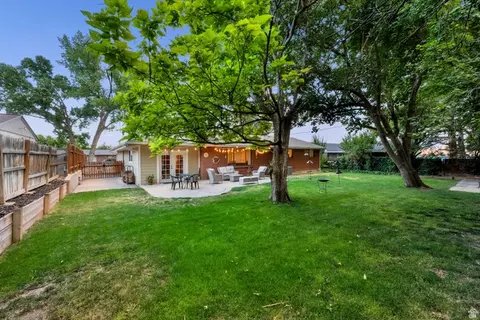 1871 E 4675 S, Holladay, UT 84117 photo 35