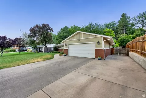 1871 E 4675 S, Holladay, UT 84117 photo 3
