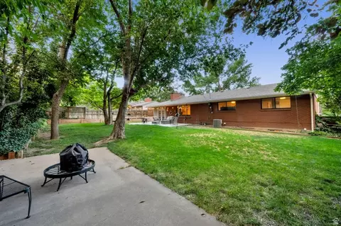 1871 E 4675 S, Holladay, UT 84117 photo 32