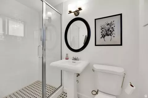 1871 E 4675 S, Holladay, UT 84117 photo 16
