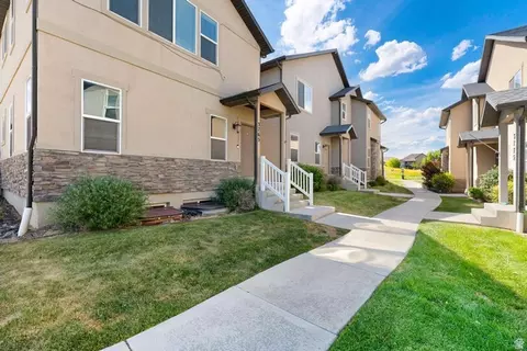 3765 E Cunninghill Dr, Eagle Mountain, UT 84005 photo 1