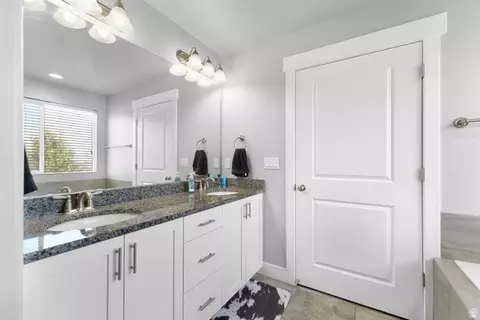3765 E Cunninghill Dr, Eagle Mountain, UT 84005 photo 11