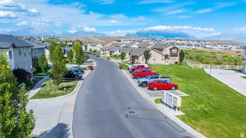3765 E Cunninghill Dr, Eagle Mountain, UT 84005 photo 22