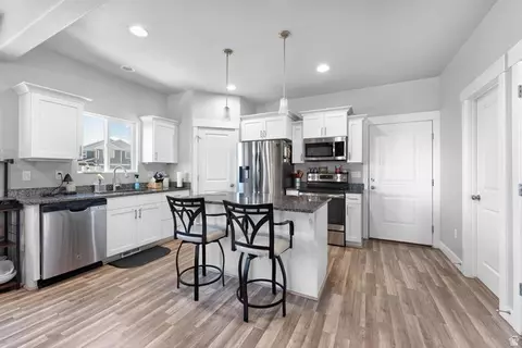 3765 E Cunninghill Dr, Eagle Mountain, UT 84005 photo 6