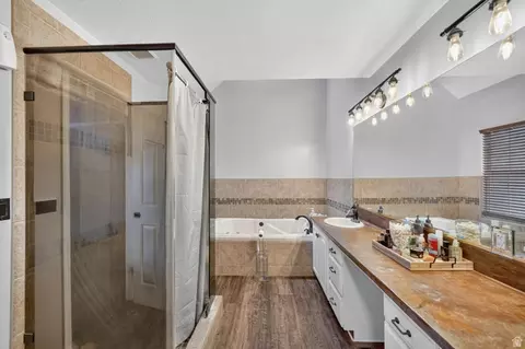 Bath - 301 S Maple Dr, Woodland Hills, UT 84653 photo 1 of 3
