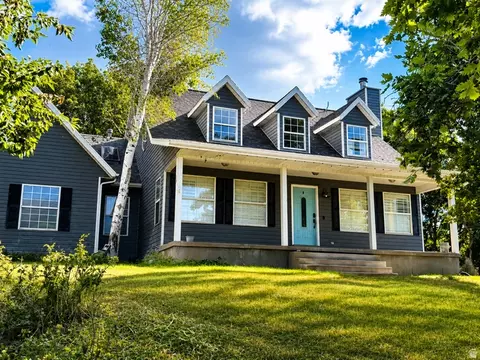 301 S Maple Dr, Woodland Hills, UT 84653