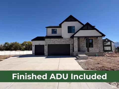 5209 S Paramount Dr W #327, Riverdale, UT 84405