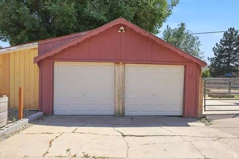 2093 E 6600 S, Uintah, UT 84405 photo 3