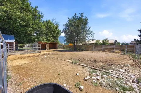 2093 E 6600 S, Uintah, UT 84405 photo 25