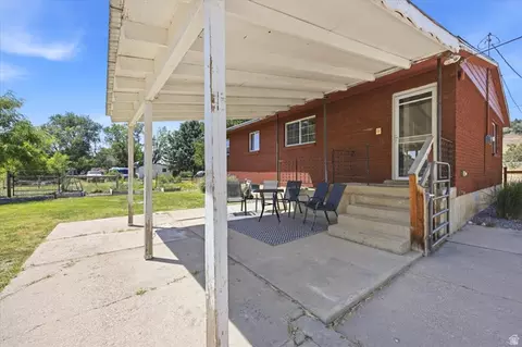 2093 E 6600 S, Uintah, UT 84405 photo 5
